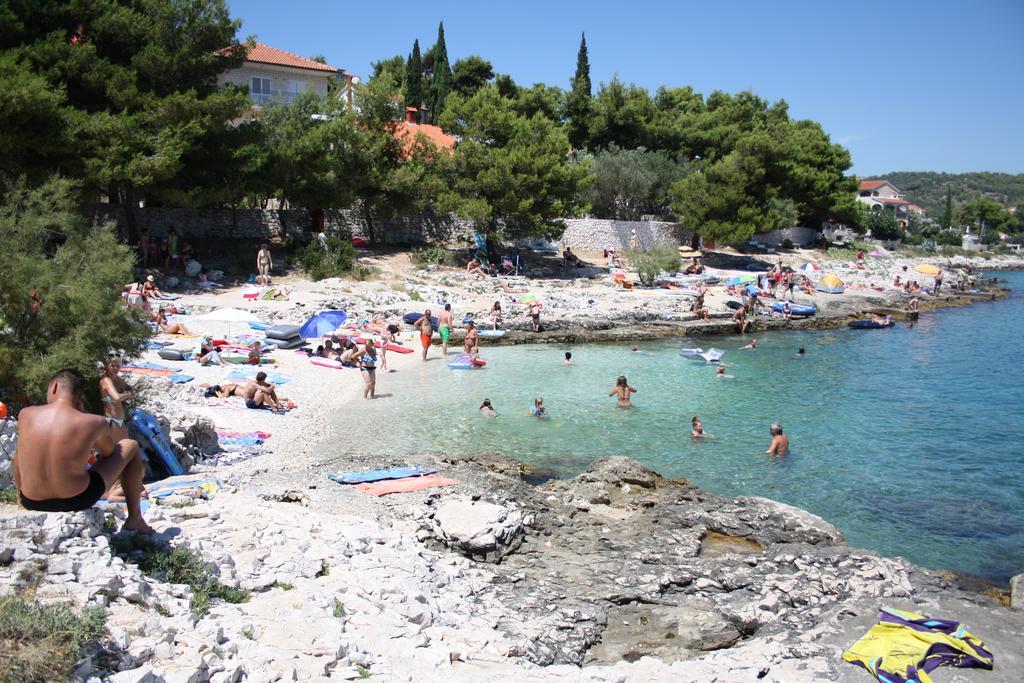 Apartments Suker Trogir Exterior foto