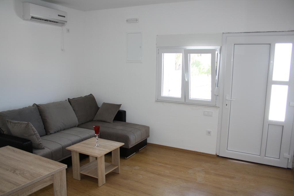 Apartments Suker Trogir Exterior foto