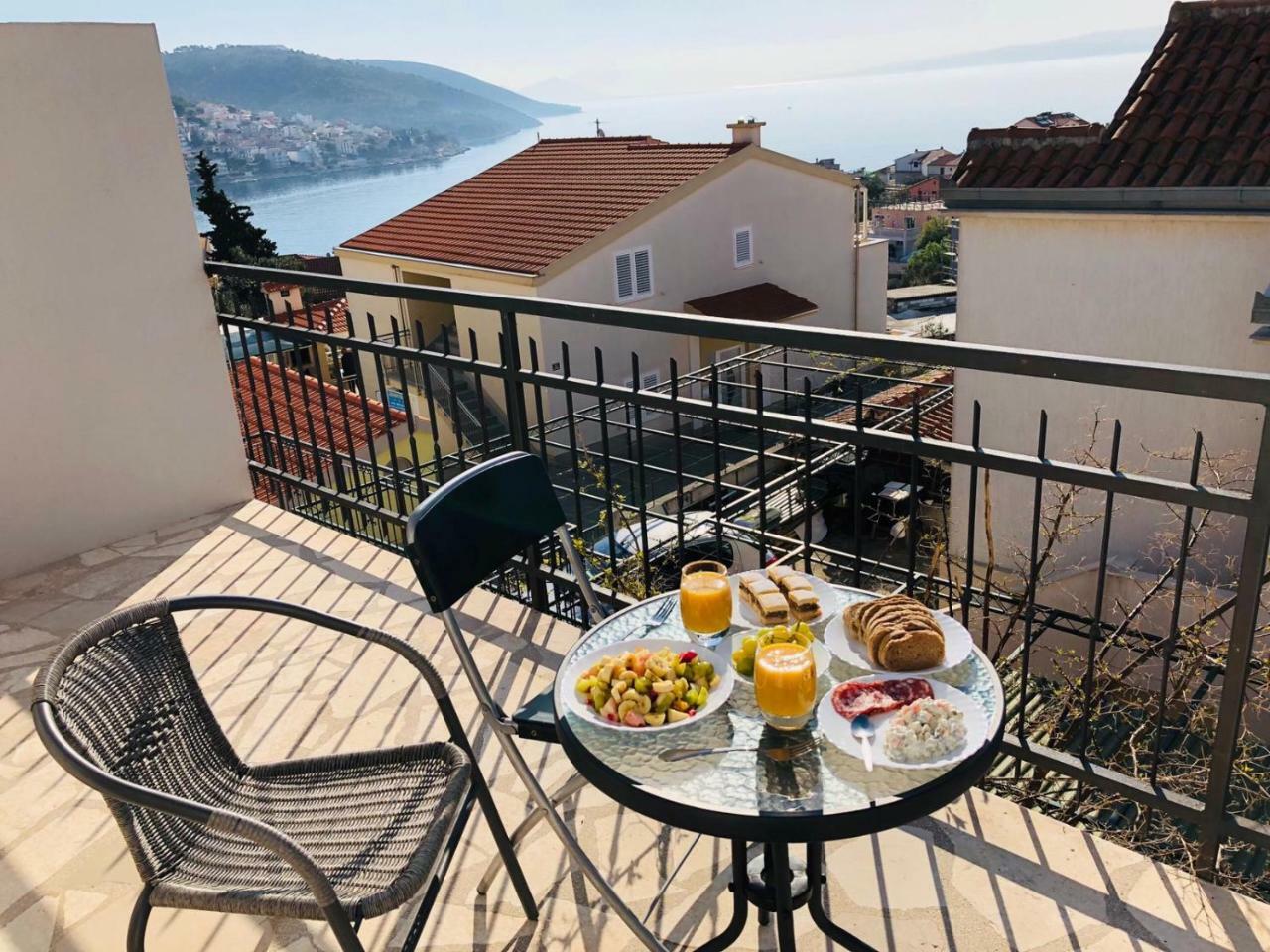 Apartments Suker Trogir Exterior foto